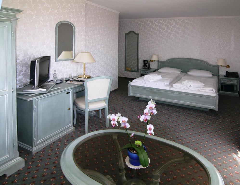 Hotel Maasberg Therme Bad Sobernheim Room photo